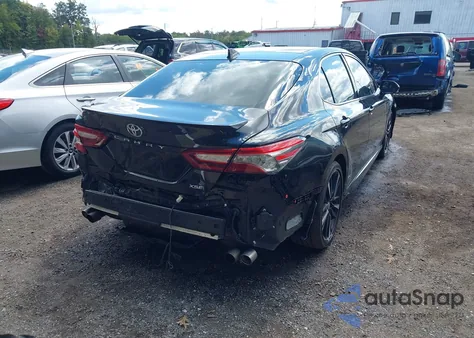 2018 Toyota Camry Xse z USA, uszkodzony, nr VIN 4T1B61HKXJU099807
